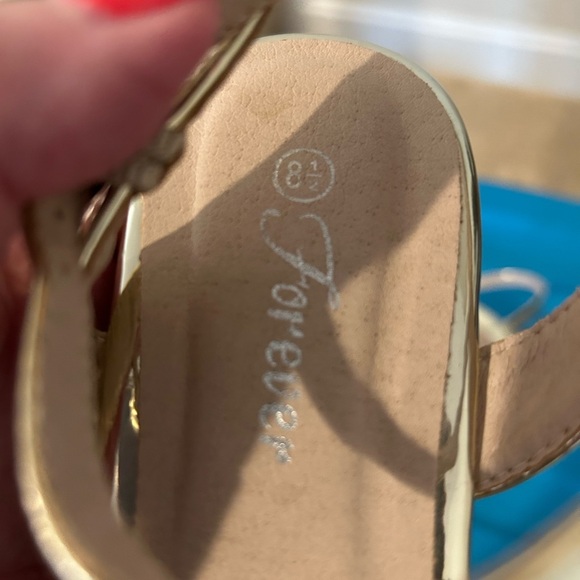 Forever 21 Gold Wedge Sandals with Ankle Strap - Picture 4 of 8